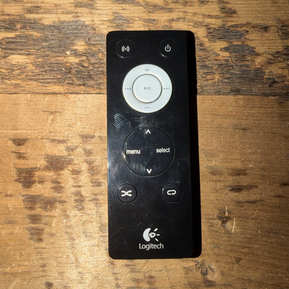 Logitech Wireless Handheld Pure-Fi Anywhere 2 Speaker System Remote Control